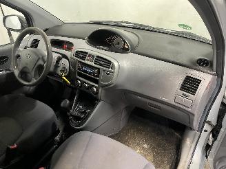 Hyundai Matrix Matrix Hatchback 1.6 16V (G4ED) [76kW]  (06-2001/04-2010) picture 20