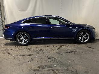 Volkswagen Arteon Arteon (3HAB) Hatchback 5-drs 2.0 TSI 16V (CZPB) [140kW]  (05-2017/06-=
2021) picture 7
