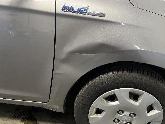 Hyundai I-20 i20 Hatchback 1.2i 16V (G4LA) [63kW]  (03-2012/12-2015) picture 7