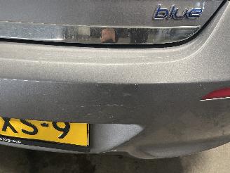 Hyundai I-20 i20 Hatchback 1.2i 16V (G4LA) [63kW]  (03-2012/12-2015) picture 11