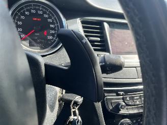 Peugeot 508 508 SW (8E/8U) Combi 1.6 HDiF 16V (DV6C(9HL)) [84kW]  (02-2012/12-2018=
) picture 28