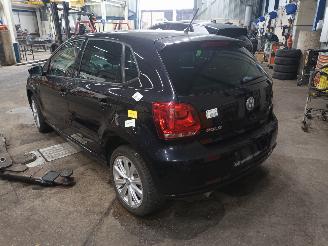 Volkswagen Polo Polo V (6R) Hatchback 1.2 TSI (CBZC(Euro 5)) [66kW]  (05-2011/05-2014)= picture 4