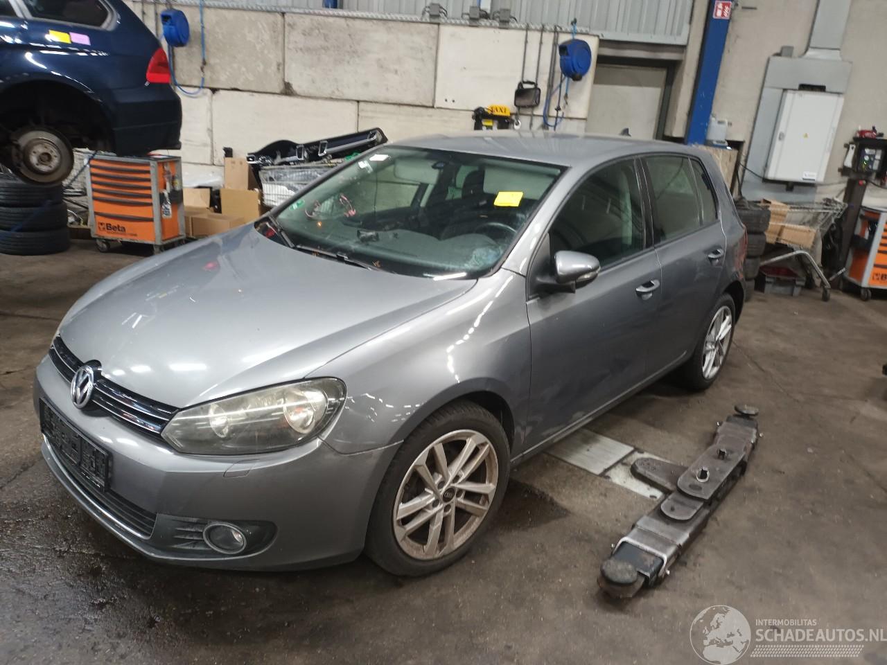 Volkswagen Golf Golf VI (5K1) Hatchback 1.2 TSI BlueMotion (CBZB) [77kW]  (11-2008/11-=
2012)
