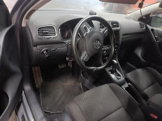Volkswagen Golf Golf VI (5K1) Hatchback 1.2 TSI BlueMotion (CBZB) [77kW]  (11-2008/11-=
2012) picture 5