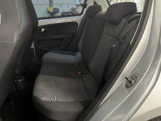 Volkswagen Up! Up! (121) Hatchback 1.0 12V 60 (CHYA) [44kW]  (08-2011/08-2020) picture 16