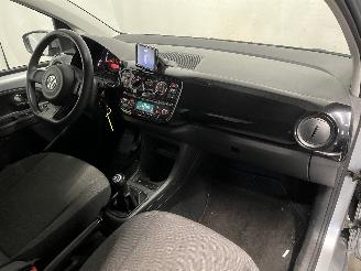 Volkswagen Up! Up! (121) Hatchback 1.0 12V 60 (CHYA) [44kW]  (08-2011/08-2020) picture 15