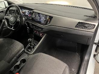 Volkswagen Polo Polo VI (AW1) Hatchback 5-drs 1.0 MPI 12V (DSGB) [59kW]  (09-2018/...)= picture 25