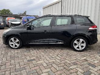 Renault Clio Clio IV Estate/Grandtour (7R) Combi 5-drs 0.9 Energy TCE 90 12V (H4B-4=
00(H4B-A4)) [66kW]  (01-2013/08-2021) picture 3