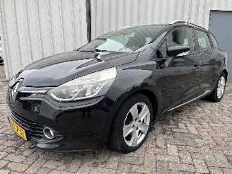 Renault Clio Clio IV Estate/Grandtour (7R) Combi 5-drs 0.9 Energy TCE 90 12V (H4B-4=
00(H4B-A4)) [66kW]  (01-2013/08-2021) picture 2