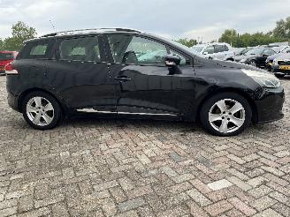 Renault Clio Clio IV Estate/Grandtour (7R) Combi 5-drs 0.9 Energy TCE 90 12V (H4B-4=
00(H4B-A4)) [66kW]  (01-2013/08-2021) picture 6