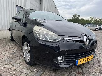 Renault Clio Clio IV Estate/Grandtour (7R) Combi 5-drs 0.9 Energy TCE 90 12V (H4B-4=
00(H4B-A4)) [66kW]  (01-2013/08-2021) picture 5
