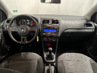 Volkswagen Polo Polo V (6R) Hatchback 1.6 TDI 16V 90 (CAYB(Euro 5)) [66kW]  (06-2009/0=
5-2014) picture 28