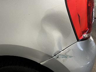 Volkswagen Polo Polo V (6R) Hatchback 1.6 TDI 16V 90 (CAYB(Euro 5)) [66kW]  (06-2009/0=
5-2014) picture 17