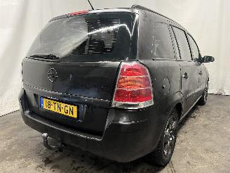 Opel Zafira Zafira (M75) MPV 1.6 16V (Z16XEP(Euro 4)) [77kW]  (07-2005/09-2012) picture 5