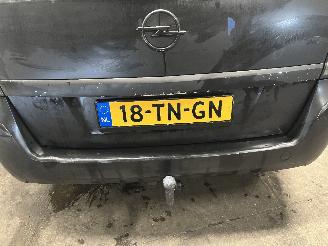 Opel Zafira Zafira (M75) MPV 1.6 16V (Z16XEP(Euro 4)) [77kW]  (07-2005/09-2012) picture 11