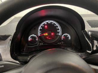 Volkswagen Up! Up! (121) Hatchback 1.0 12V 60 (CHYA) [44kW]  (08-2011/08-2020) picture 19