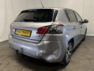 Peugeot 308 308 (L3/L8/LB/LH/LP) Hatchback 5-drs 1.2 12V e-THP PureTech 130 (EB2DT=
S(HNY)) [96kW]  (11-2013/06-2021) picture 5