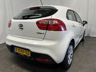 Kia Rio Rio III (UB) Hatchback 1.2 CVVT 16V (G4LA5) [63kW]  (09-2011/12-2017) picture 4