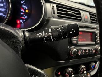 Kia Rio Rio III (UB) Hatchback 1.2 CVVT 16V (G4LA5) [63kW]  (09-2011/12-2017) picture 25