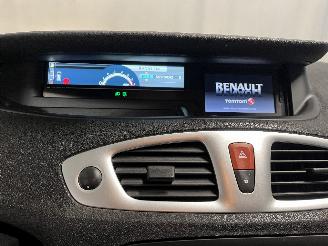Renault Scenic Grand Scénic III (JZ) MPV 1.4 16V TCe 130 (H4J-700(H4J-A7)) [96kW]  =
(02-2009/12-2016) picture 27