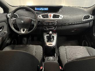 Renault Scenic Grand Scénic III (JZ) MPV 1.4 16V TCe 130 (H4J-700(H4J-A7)) [96kW]  =
(02-2009/12-2016) picture 22