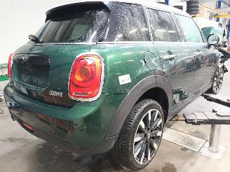 Mini Mini Mini (F55) Hatchback 5-drs 1.5 12V Cooper (B38A15A) [100kW]  (09-2013/=
=2E..) picture 3