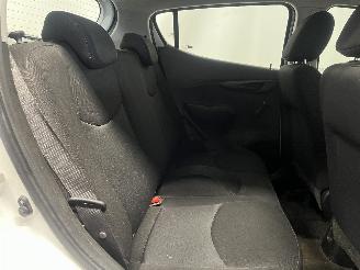 Opel Karl Karl Hatchback 5-drs 1.0 12V (B10XE(Euro 6)) [55kW]  (01-2015/03-2019)= picture 14
