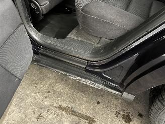 Audi A3 A3 (8L1) Hatchback 1.6 (BFQ) [75kW]  (08-2000/05-2003) picture 13