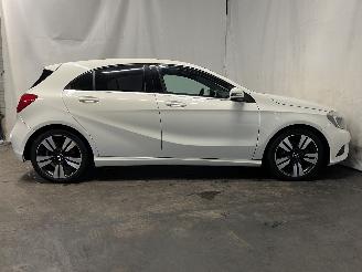 Mercedes A-klasse A (W176) Hatchback 1.6 A-180 16V (M270.910) [90kW]  (09-2012/05-2018) picture 7