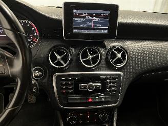 Mercedes A-klasse A (W176) Hatchback 1.6 A-180 16V (M270.910) [90kW]  (09-2012/05-2018) picture 23
