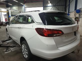 Opel Astra Astra K Sports Tourer Combi 1.6 CDTI 110 16V (B16DTE) [81kW]  (04-2016=
/08-2019) picture 4