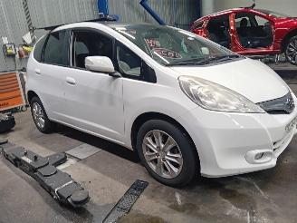 Honda Jazz Jazz (GE6/GE8/GG/GP) Hatchback 1.3 VTEC 16V Hybrid (LDA3(Euro 5)) [75k=
W]  (04-2011/12-2015) picture 2