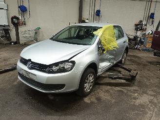  Volkswagen Golf Golf VI (5K1) Hatchback 1.2 TSI BlueMotion (CBZB) [77kW]  (11-2008/11-=
2012) 2012/5