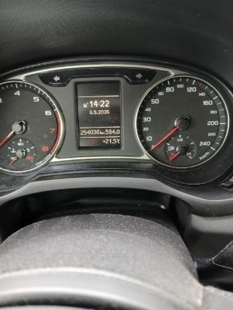Audi A1 A1 Sportback (8XA/8XF) Hatchback 5-drs 1.2 TFSI (CBZA) [63kW]  (01-201=
2/04-2015) picture 2