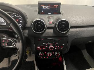 Audi A1 A1 Sportback (8XA/8XF) Hatchback 5-drs 1.2 TFSI (CBZA) [63kW]  (01-201=
2/04-2015) picture 21