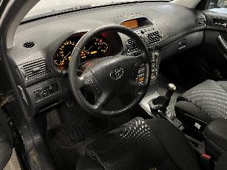 Toyota Avensis Avensis Wagon (T25/B1E) Combi 2.0 16V VVT-i D4 (1AZFSE) [108kW]  (04-2=
003/11-2008) picture 14
