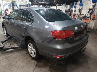 Volkswagen Jetta Jetta IV (162/16A) Sedan 1.2 TSI (CBZB) [77kW]  (10-2010/12-2017) picture 4