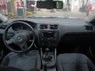 Volkswagen Jetta Jetta IV (162/16A) Sedan 1.2 TSI (CBZB) [77kW]  (10-2010/12-2017) picture 5