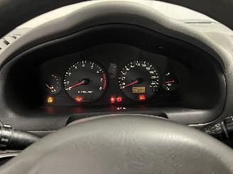 Hyundai Santa Fe Santa Fe I SUV 2.0 16V 4x2 (G4JP) [99kW]  (08-2001/02-2006) picture 24