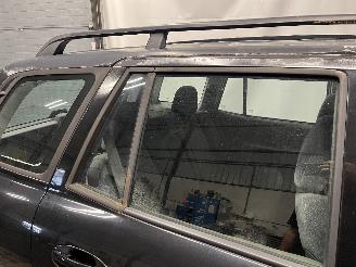 Hyundai Santa Fe Santa Fe I SUV 2.0 16V 4x2 (G4JP) [99kW]  (08-2001/02-2006) picture 12