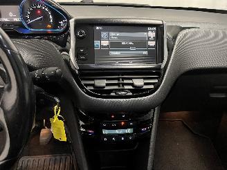 Peugeot 2008 2008 (CU) MPV 1.2 12V e-THP PureTech 110 (EB2DT(HNZ)) [81kW]  (01-2015=
/12-2019) picture 13