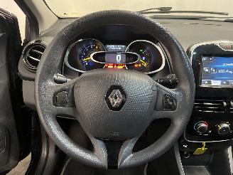 Renault Clio Clio IV Estate/Grandtour (7R) Combi 5-drs 1.5 Energy dCi 75 FAP (K9K-6=
12) [55kW]  (01-2013/08-2021) picture 12