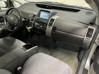 Toyota Prius Prius (NHW20) Liftback 1.5 16V (1NZ-FXE) [82kW]  (09-2003/12-2009) picture 19