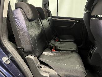 Volkswagen Touran Touran (1T3) MPV 1.6 TDI 16V (CAYC(Euro 5)) [77kW]  (05-2010/05-2015) picture 23