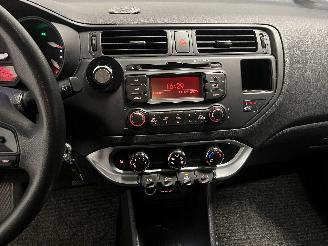 Kia Rio Rio III (UB) Hatchback 1.2 CVVT 16V (G4LA5) [63kW]  (09-2011/12-2017) picture 15