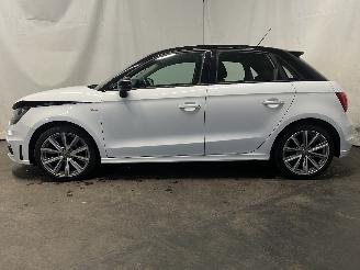 Audi A1 A1 Sportback (8XA/8XF) Hatchback 5-drs 1.2 TFSI (CBZA) [63kW]  (01-201=
2/04-2015) picture 4