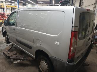 Citroën Jumpy Jumpy (G9) Van 2.0 HDI 120 16V (DW10UTED4(RHK)) [88kW]  (01-2007/07-20=
16) picture 4