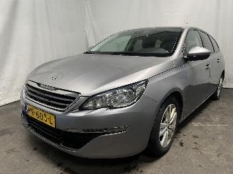 Unfallwagen Peugeot 308 308 SW (L4/L9/LC/LJ/LR) Combi 5-drs 1.6 BlueHDi 120 (DV6FC(BHZ)) [88kW=
]  (03-2014/12-2021) 2015/12