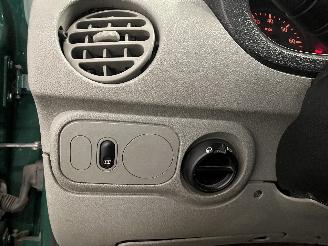 Renault Kangoo Kangoo Express (FC) Van 1.2 16V (D4F-714) [55kW]  (10-2001/02-2008) picture 20