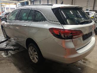 Opel Astra Astra K Sports Tourer Combi 1.2 Turbo 12V (F12SHT) [96kW]  (08-2019/12=
-2022) picture 4